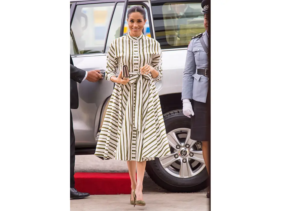Hemdblusenkleid: Klappe die Zweite! Meghan Markle überzeugt auch in ihrer Schwangerschaft mit tollen Outfits und einem besonderen Style.