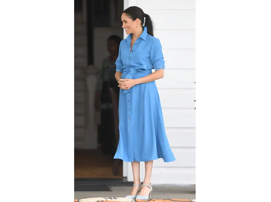 Hemdblusenkleider: Perfekt für die Schwangerschaft Meghan Markle überzeugt auch in ihrer Schwangerschaft mit tollen Outfits und einem besonderen Style.