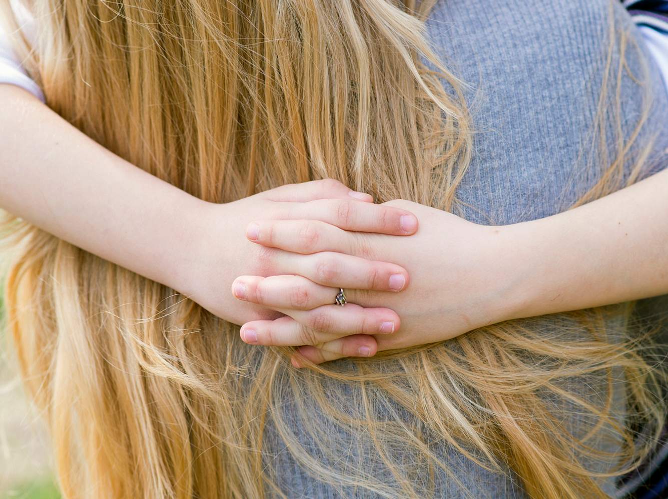 Mein Sohn ist schwul: Wie kann ich ihm beim Outing unterstützen Mein Sohn ist schwul: Wie kann ich ihm beim Outing unterstützen