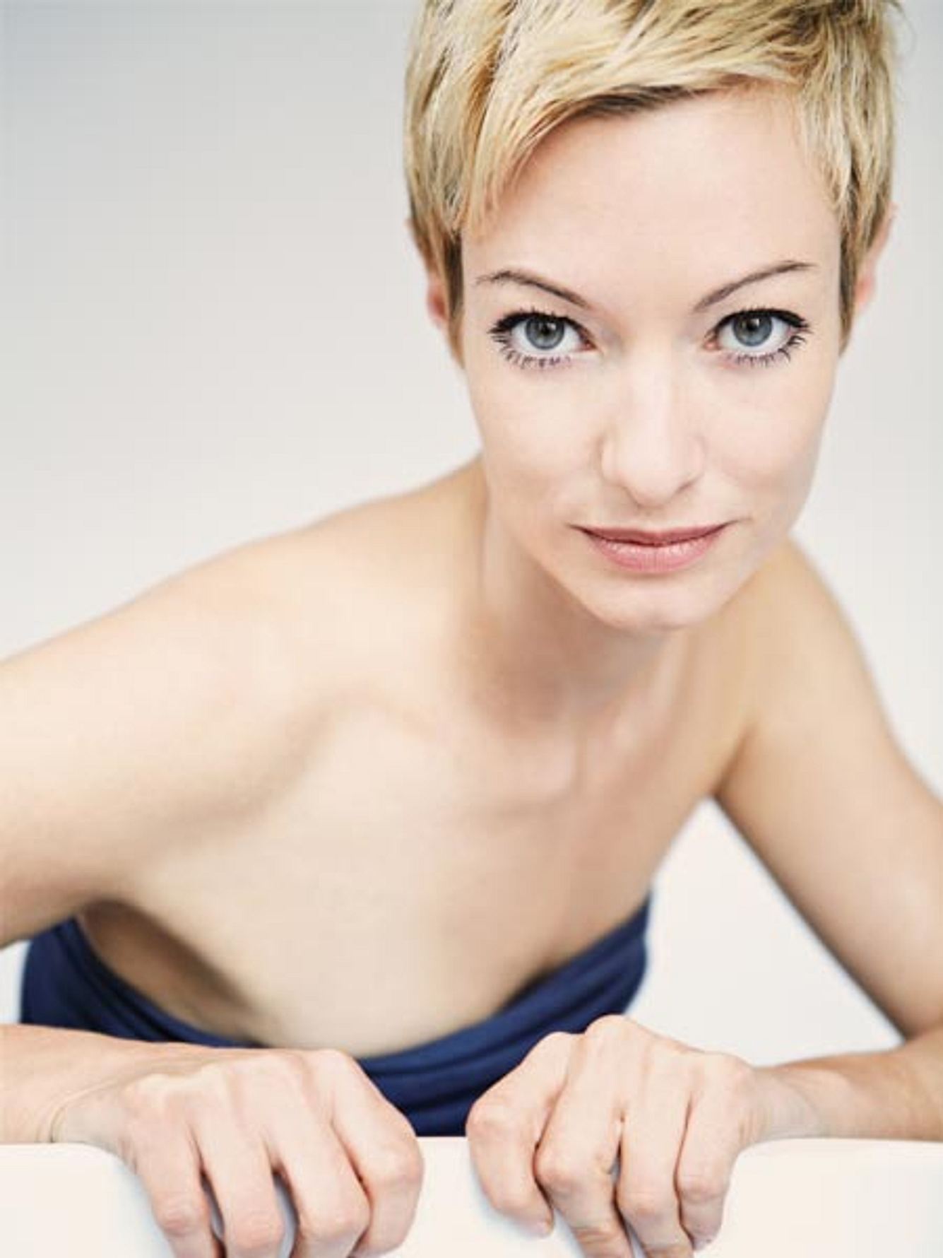 Sie sind sexuell schamig? Lesen Sie Mia Ming! Keine Frau schreibt so unbebefangen und schön über Sex wie die Wahl-Berlinerin. mia ming h