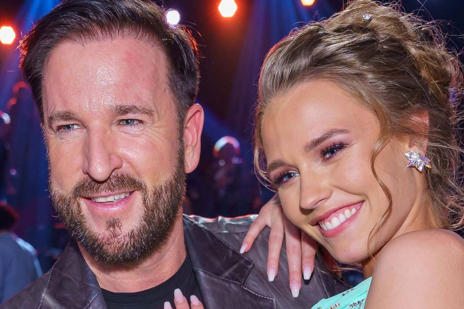 Michael Wendler & Laura Müller Großes BabyGlück! Wunderweib