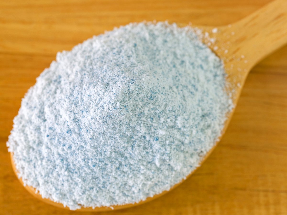 Mikrokristalline Cellulose (Zusatzstoff E460i) ist in vielen Produkten und Medikamenten enthalten