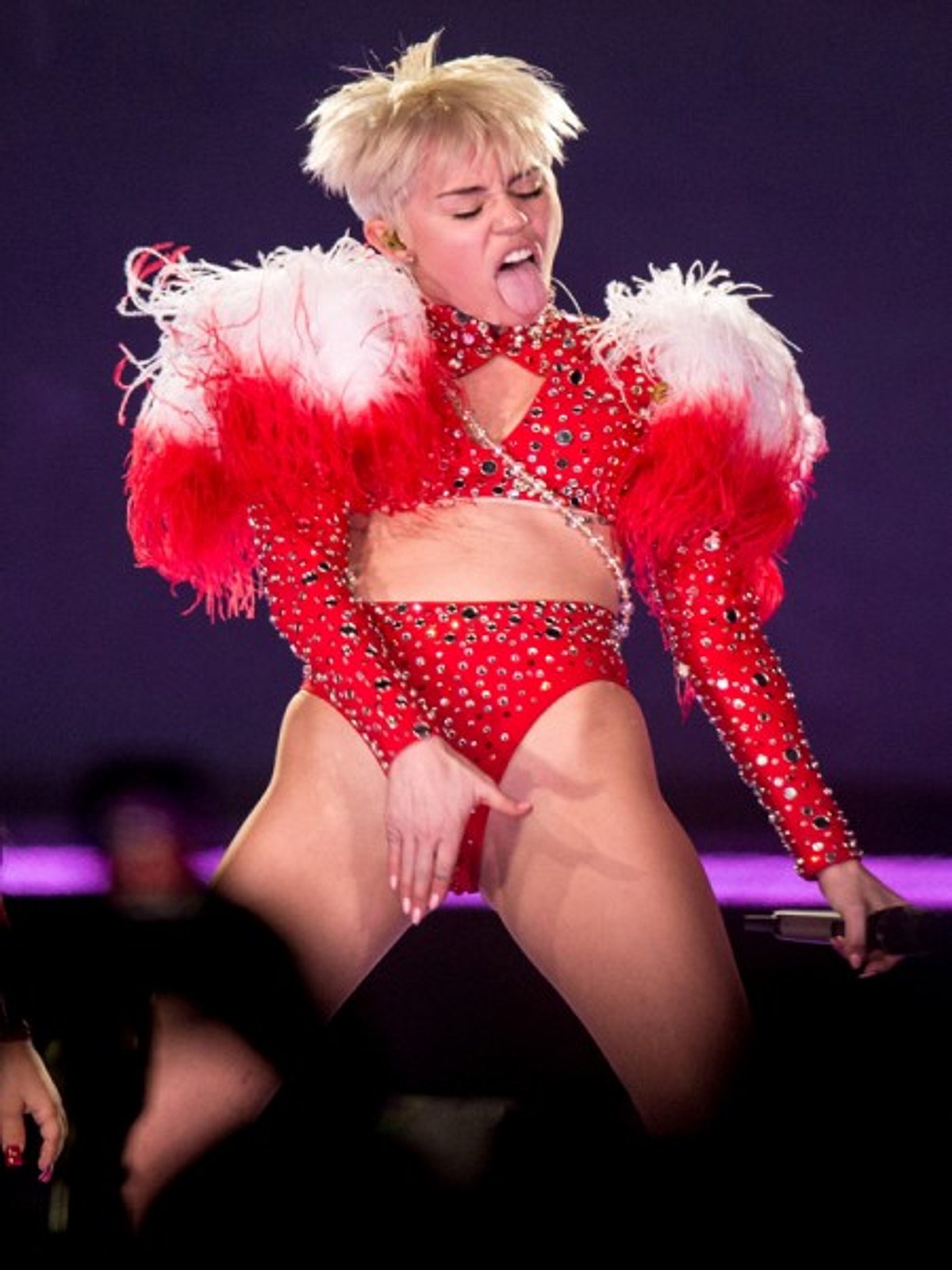 miley cyrus die obszoensten momente der bangerz tour platz