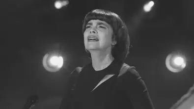 Mireille Mathieu: Trauriger Abschied! - Foto: IMAGO / Christian Schroedter