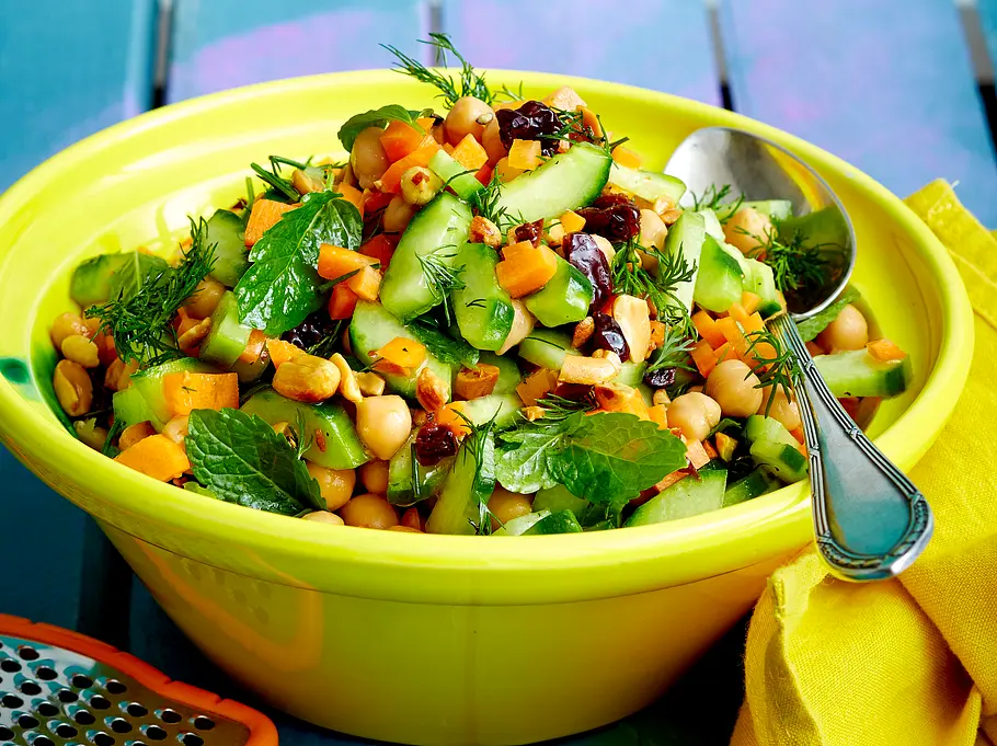 Möhren-Gurken-Salat Möhren-Gurken-Salat