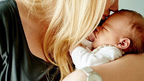 Spätes Mutterglück: Immer mehr Frauen bekommen ihr erstes Kind mit über 40 - Foto: iStock