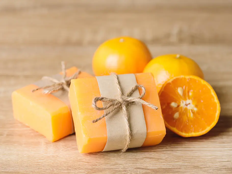 Muttertagsgeschenke selber machen: Orangen-Seife Muttertagsgeschenke selber machen: 25 schöne DIY-Geschenkideen für deine Mama