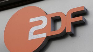 Das ZDF hat überraschend einen Quoten-Hit aus dem Programm genommen. - Foto: imago images / STPP