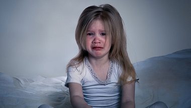 Nachtschreck: Wenn Kinder nachts schreien, obwohl sie schlafen. - Foto: iStock