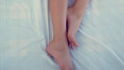 nackt schlafen - Foto: iStock