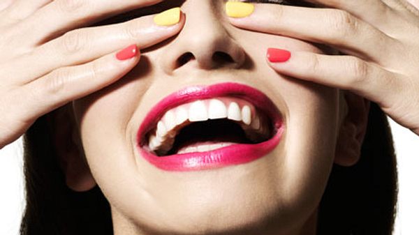 nagellack farbe aendern - Foto: iStock