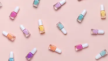 Nagellack schneller trocknen: 5 geniale Beauty-Hacks für die perfekte Maniküre - Foto: Svetlana Vorontsova/iStock Nagellack schneller trocknen: 5 geniale Beauty-Hacks für die perfekte Maniküre - Foto: Svetlana Vorontsova/iStock