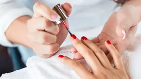 Diese drei angesagten Nagel-Trends sehen an kurzen Nägeln besonders schön aus! - Foto: SDI Productions/iStock Diese drei angesagten Nagel-Trends sehen an kurzen Nägeln besonders schön aus! - Foto: SDI Productions/iStock