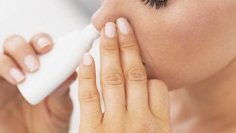 nasenspray sucht - Foto: iStock
