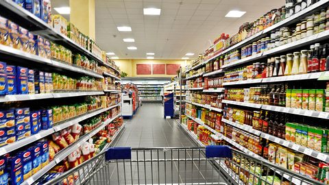 Neuer Preis-Schock in Sicht! Diese Produkte werden jetzt richtig teuer - Foto: gopixa/iStock (Symbolbild)
