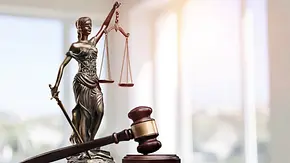 Neue Gesetze und Änderungen im Februar 2024 gibt es viele. (Themenbild) - Foto: artisteer/iStock