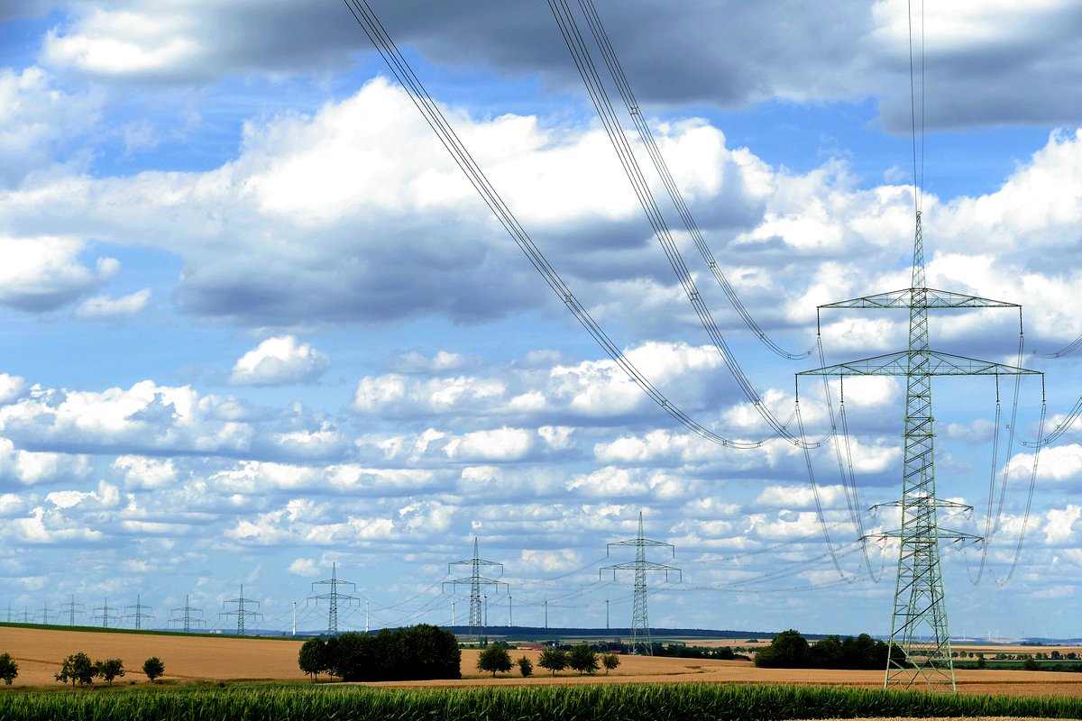 Ein neues Gesetz im September 2022 sorgt für ein beschleunigtes Verfahren beim Stromtrassenausbau.