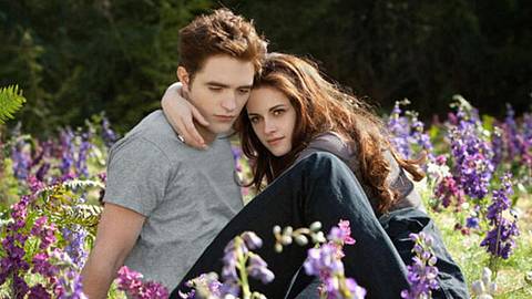 Twilight: Midnight Sun - Neues Buch noch 2020! - Foto: Concorde
