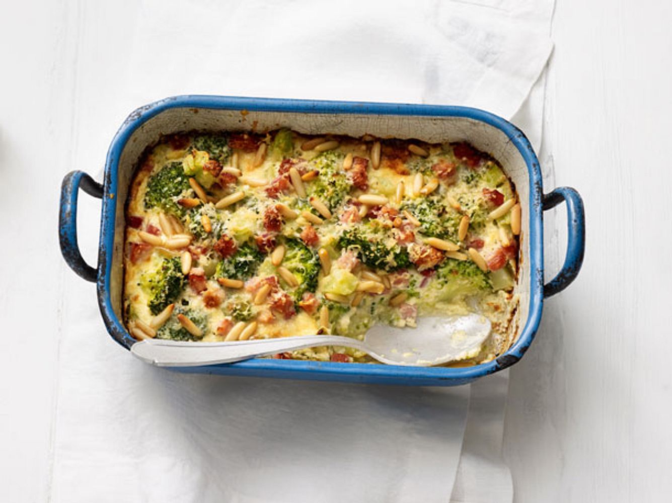 No Carb Rezepte: Brokkoliauflauf mit Schinken No Carb Rezepte: Brokkoliauflauf mit Schinken