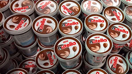 Autsch! Das Nutella-Eis wird fies abgestraft - Foto: IMAGO / Manfred Segerer