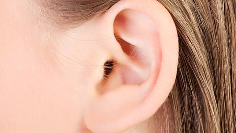 Ohrenschmalz entfernen Gesundheit - Foto: iStock