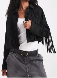 ONLY – Jacke aus Wildlederimitat in Schwarz mit Boho-Fransenverzierung