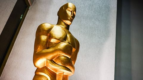Die goldene Oscar Statue - Foto: IMAGO / NurPhoto