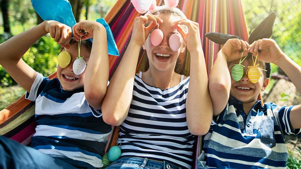 Lustige Ostern: 7 spaßige Osterspiele für die gesamte Familie - Foto: iStock/Imgorthand