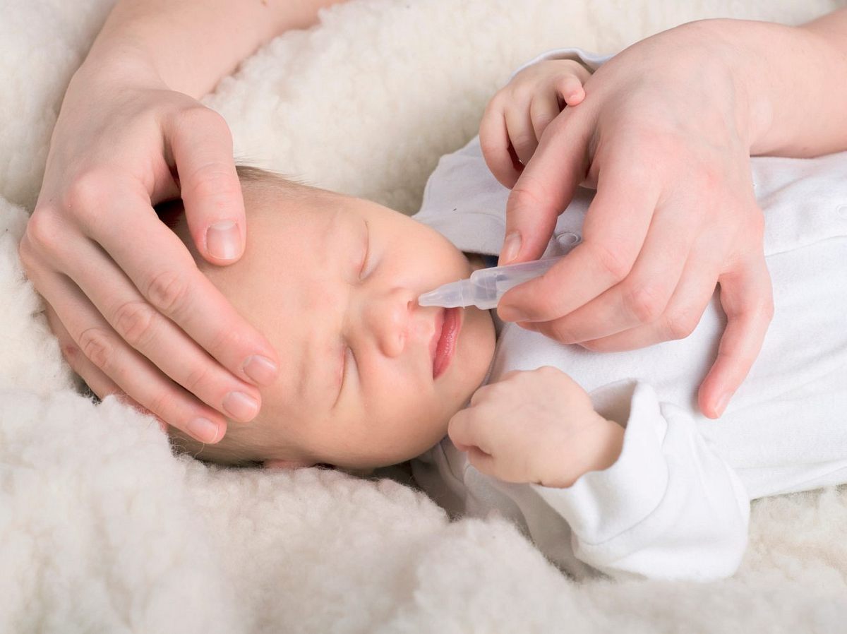Otriven Baby-Nasentropfen: Gefahr vor Halluzinationen & Herzrasen