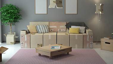 Mit Pappmöbeln eingerichtetes Wohnzimmer. - Foto: iStock/Eoneren