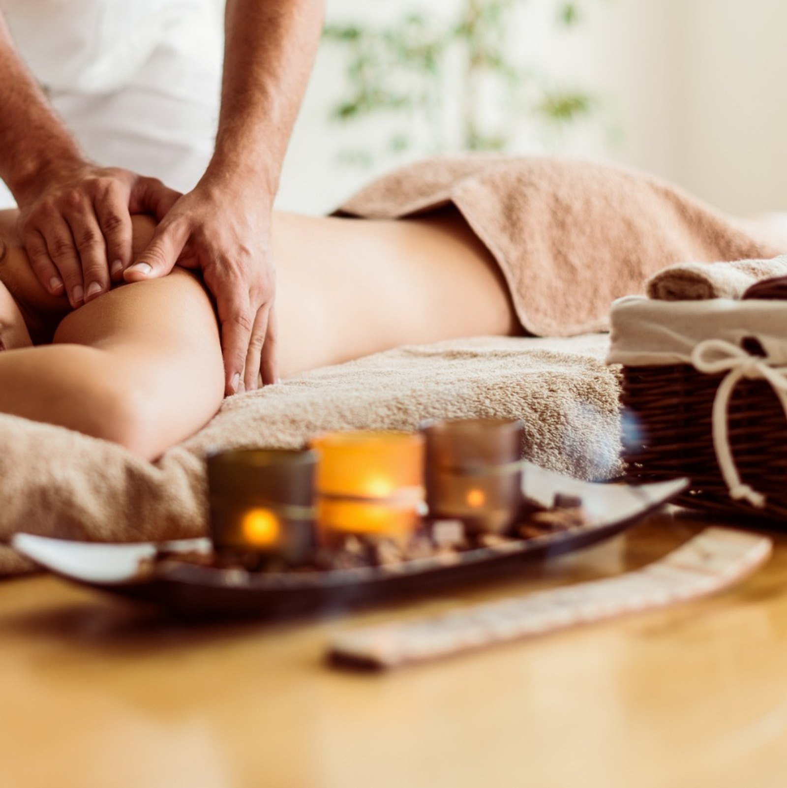 Erotische Massage für ihn: 6 Tipps für das heiße Vorspiel