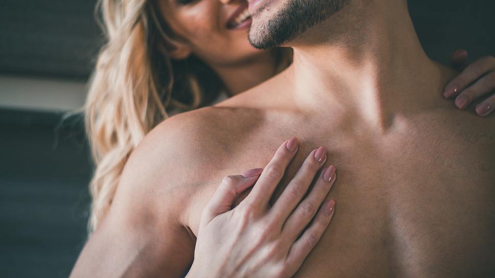 Pegging: Mit dieser Sexpraktik dominierst du ihn! - Foto: FlyMint Agency/iStock