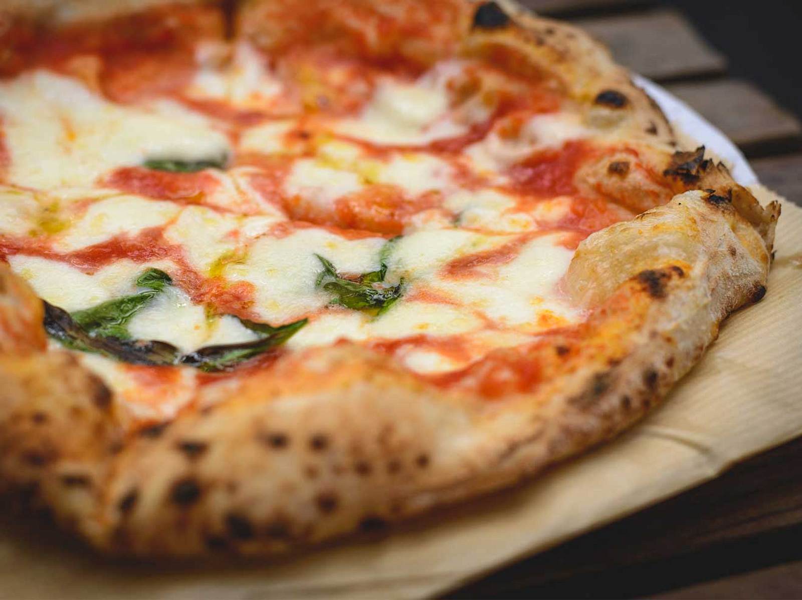 Perfekte Pizza: Mit Diesen 5 Tipps Schmeckt Pizza Wie Vom Italienier ...