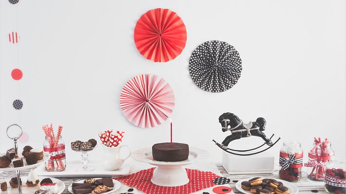 Dekoration für den Pferde Geburtstag - Foto: istock/lucop