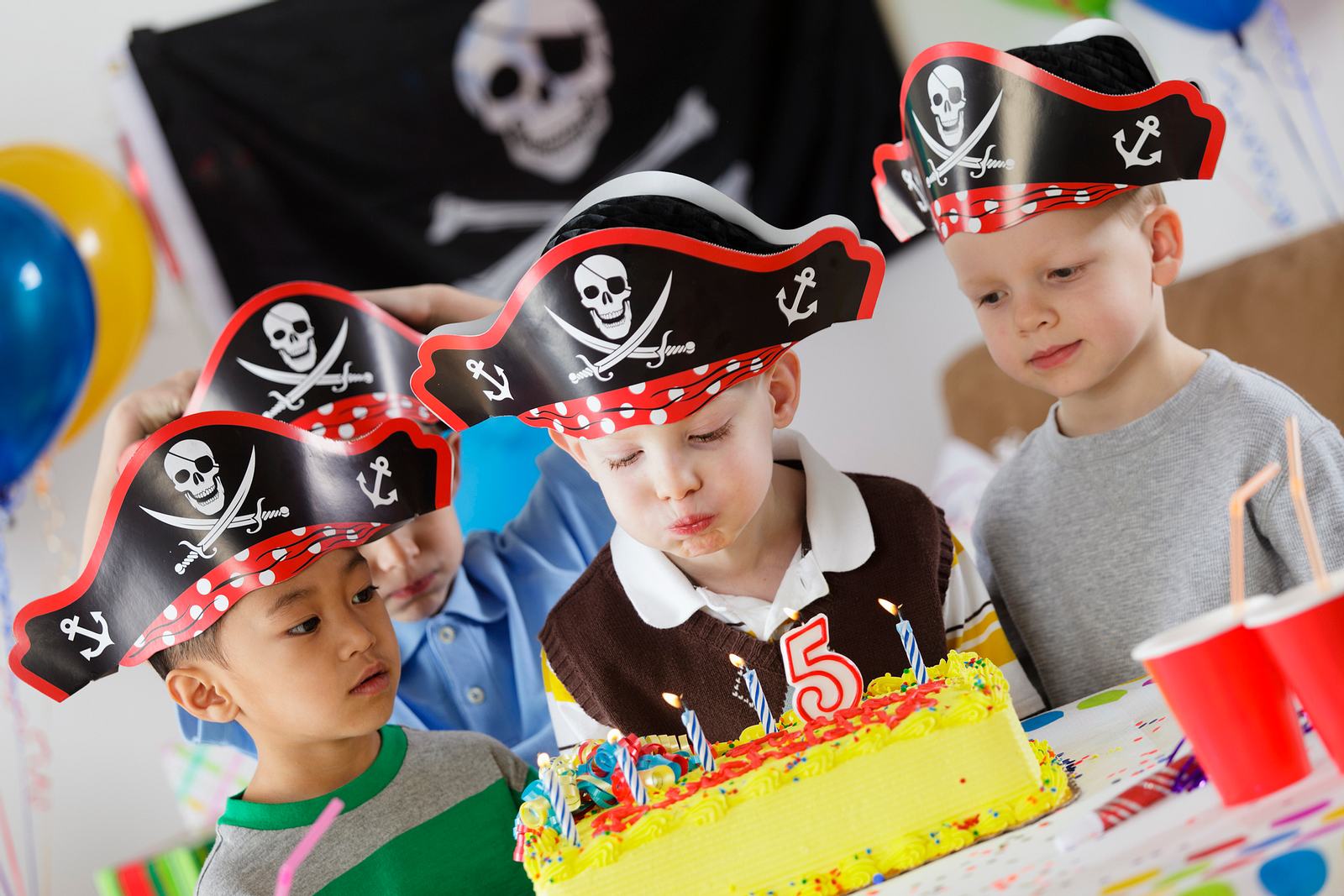 Piraten Kindergeburtstags Party Dekoration Geschirr Teller Becher große Auswahl 