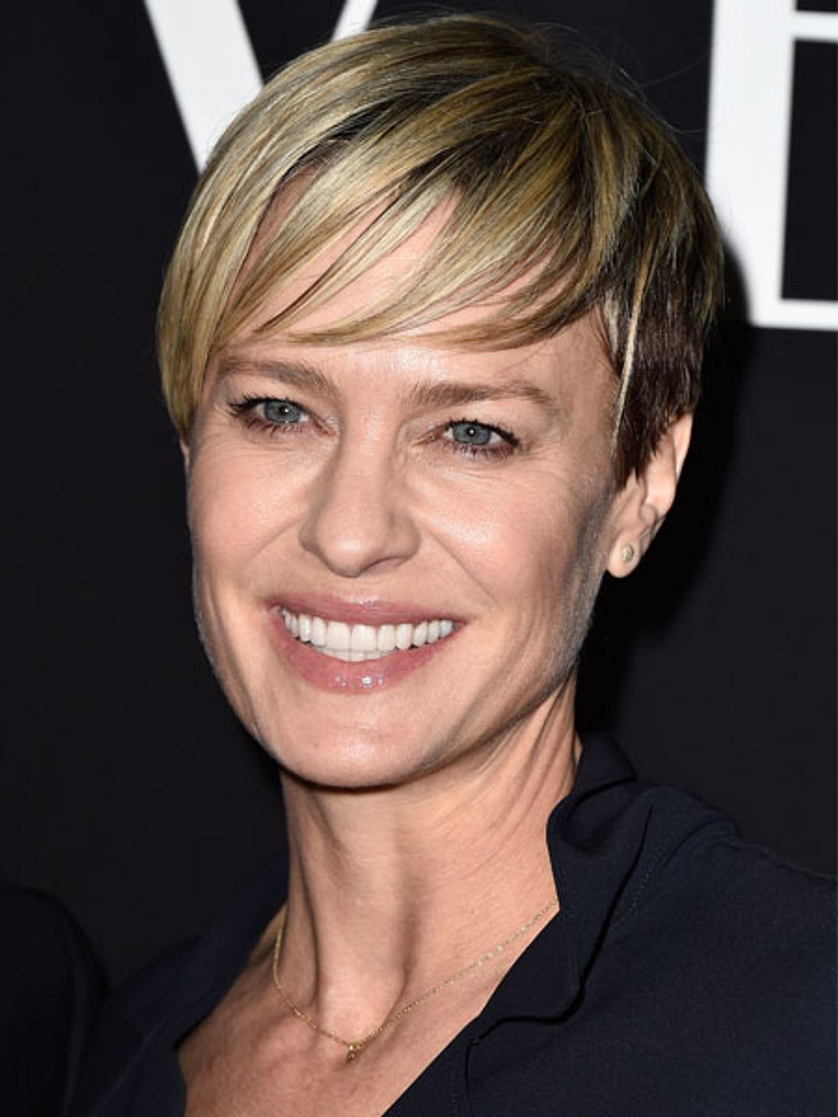 pixie cut robin wright