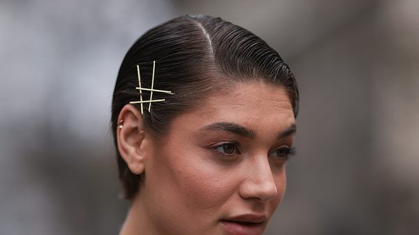 Pixie Cut stylen: So kannst du die Trend-Frisur in Szene setzen - Foto: Jeremy Moeller/Getty Images