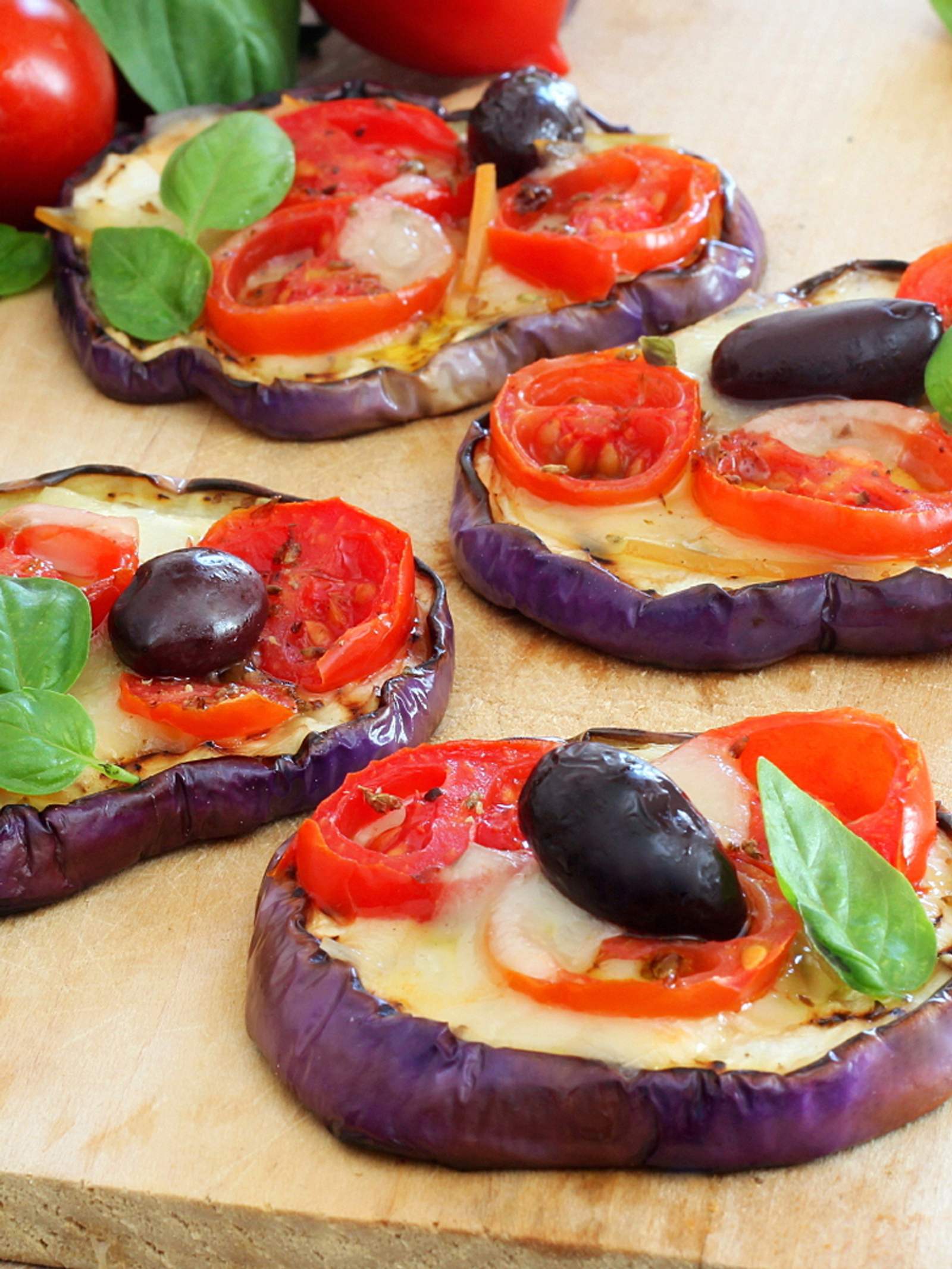 Low-Carb-Mini-Pizza mit Auberginen-Boden | Wunderweib