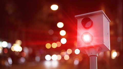 Polizei erstaunt: Hund mit 61 km/h geblitzt - das Beweis-Foto! - Foto: IMAGO / Bihlmayerfotografie (Themenbild)