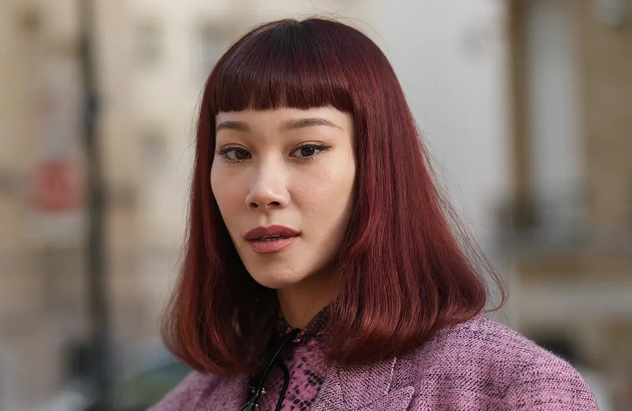 Long Bob mit Micro-Pony Frisuren für lange Haare mit Pony: Die schönsten Schnitte und Stylings mit Pony-Frisur