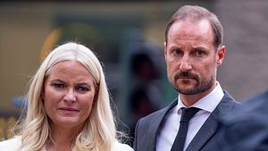 Prinz Haakon und Mette-Marit  - Foto: IMAGO/NTB