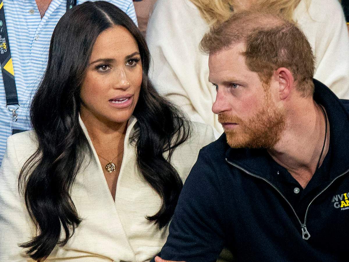 Was Prinz Harry und Meghan jetzt mit TV-Ikone Oprah vorhaben, könnte die Monarchie gefährden...