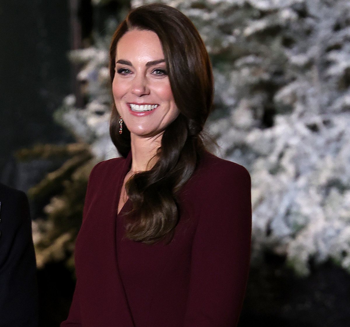 Prinzessin Kate im roten Kleid