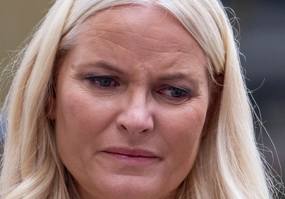 Prinzessin Mette-Marit Mette ist in größter Sorge um ihren Erstgeborenen: Muss er jetzt in die Entzugsklinik?