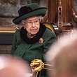 Queen Elizabeth: Erst jetzt kann sie von Philip Abschied nehmen - Foto: IMAGO / i Images
