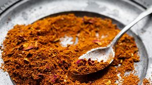 Ras el-Hanout ist köstlich und hat viele Zutaten - Foto: Quanthem/iStock