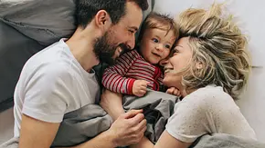 Rasenmäher Eltern: Warum der neue Erziehungstrend so gefährlich ist - Foto: iStock Rasenmäher Eltern: Warum der neue Erziehungstrend so gefährlich ist - Foto: iStock