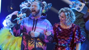 Rea Garvey und Ruth Moschner beim Finale der 6.Staffel von Masked Singer - Foto: Andreas Rentz / Staff / Getty Images