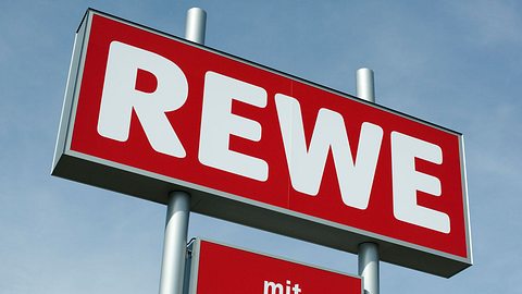 Gibt es 2020 wirklich keine eigenen Bäckereien mehr bei Rewe? - Foto: iStock