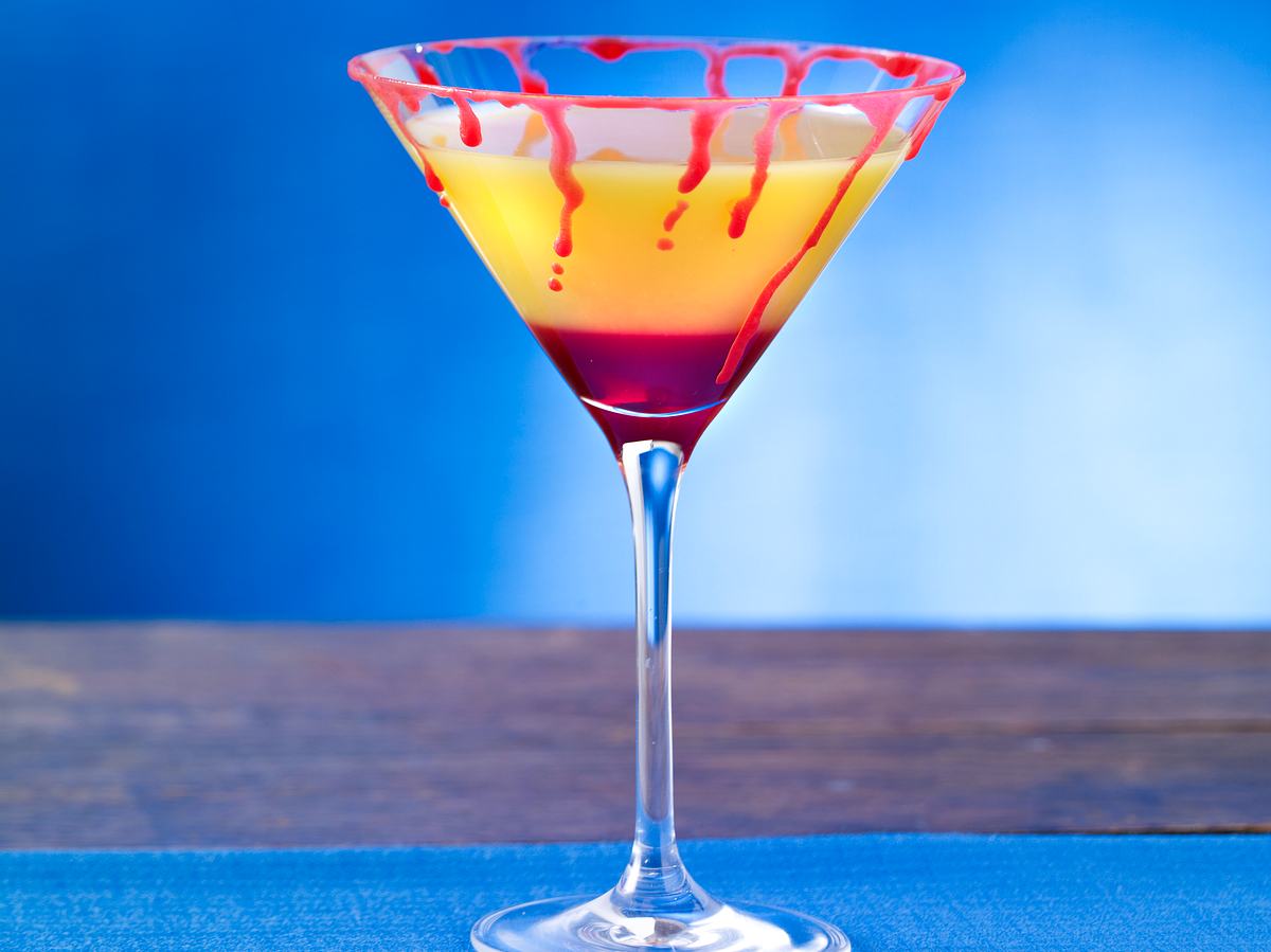 Rezept für Halloween-Cocktail: Bloody Sunrise
